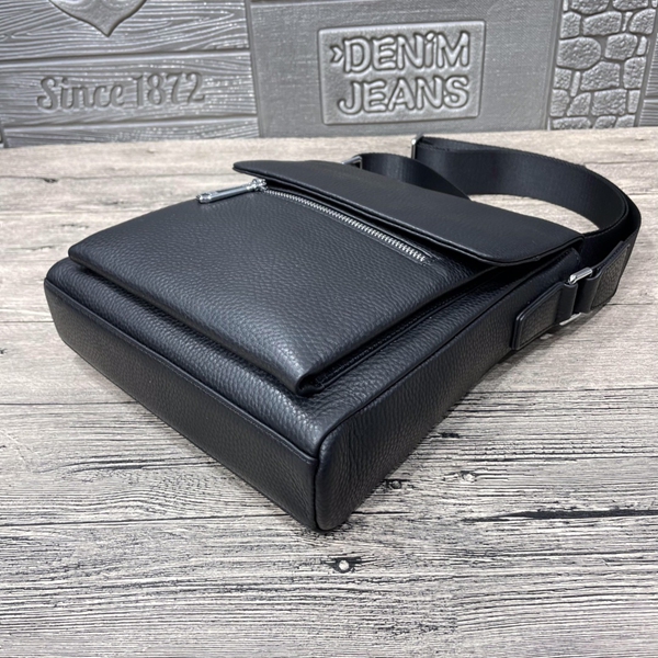 スーパーコピーブランドバッグ側面デザイン